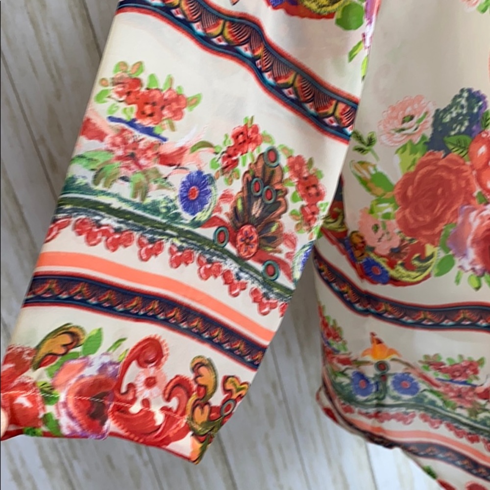 PATCHINGTON TUNIC TOP - Picture 3 of 10